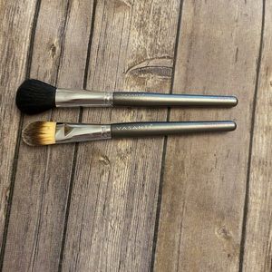 Vasanti Brush Set
